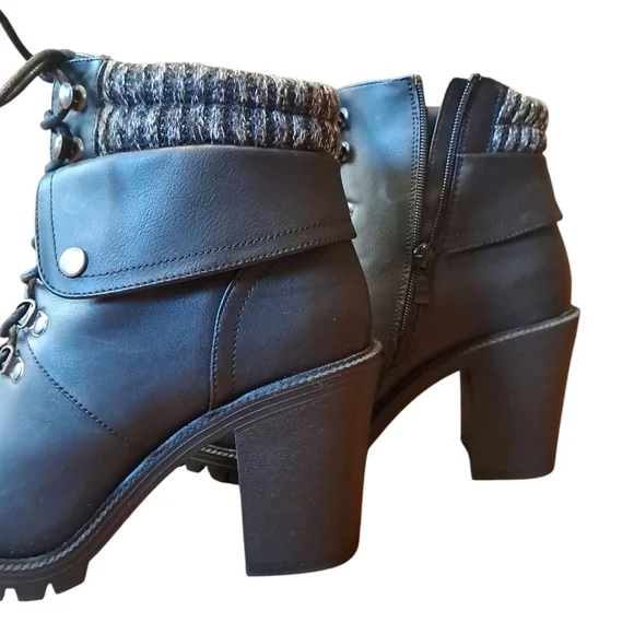 Torrid Black Hiker Boot Lug Sole Sweater Trim Size 11WW - Picture 12 of 16